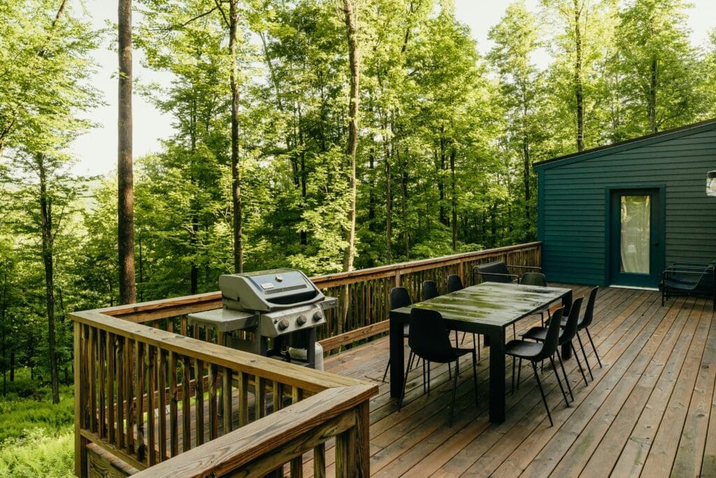wood deck building
